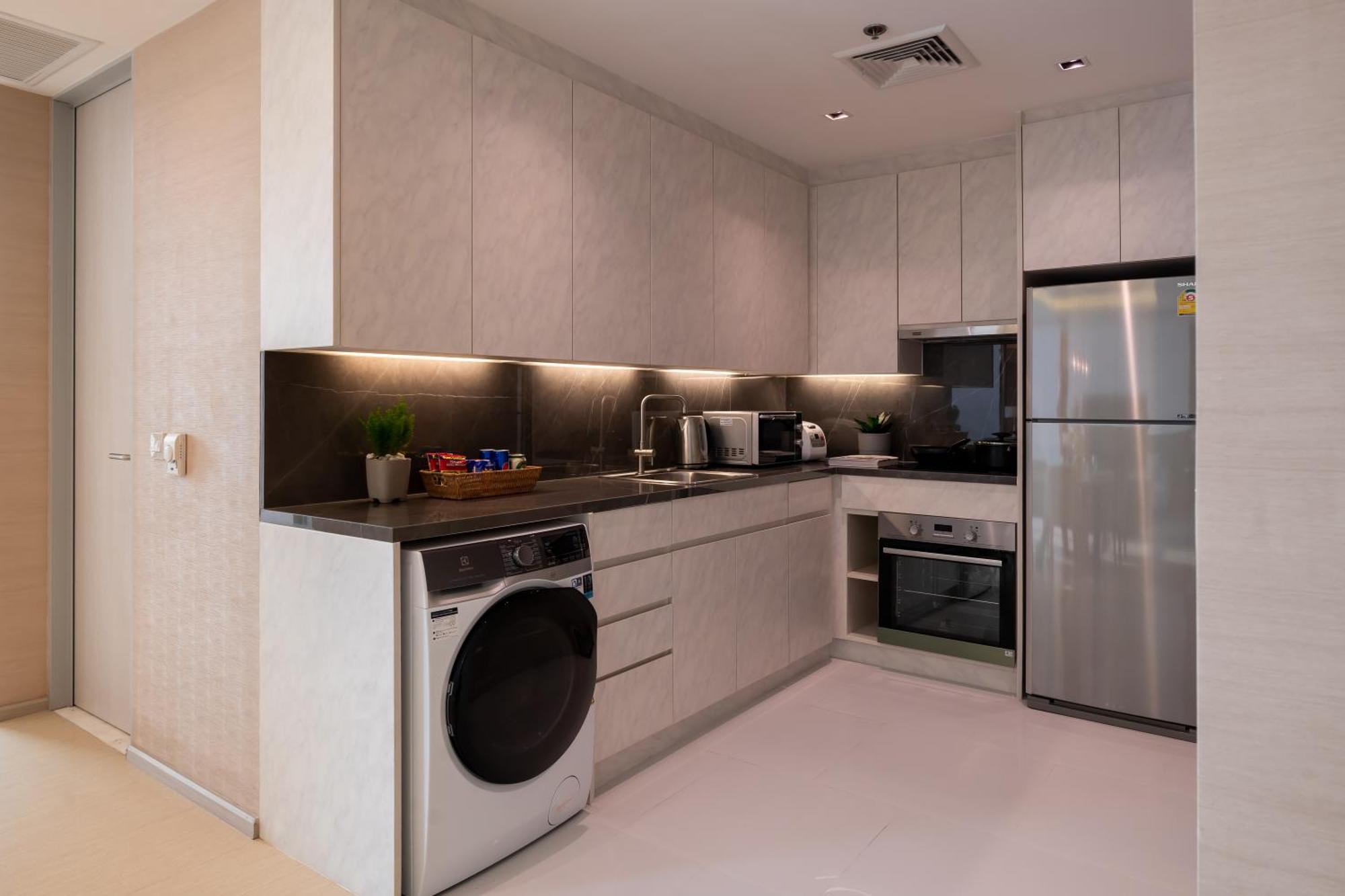 Jasmine 59 Hotel Bangkok Luaran gambar A kitchen in a residential apartment