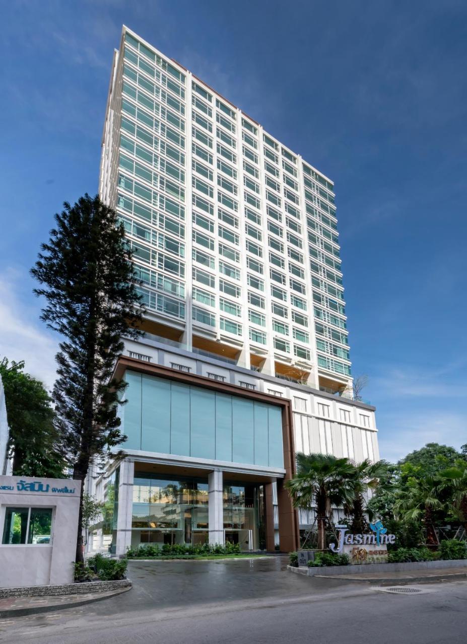 Jasmine 59 Hotel Bangkok Luaran gambar The building of the university